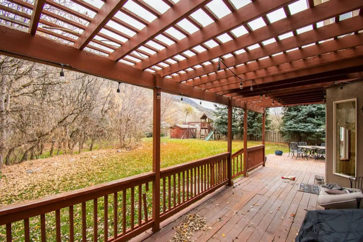 Sunrooms & Glazed Enclosures in Goodyear, AZ